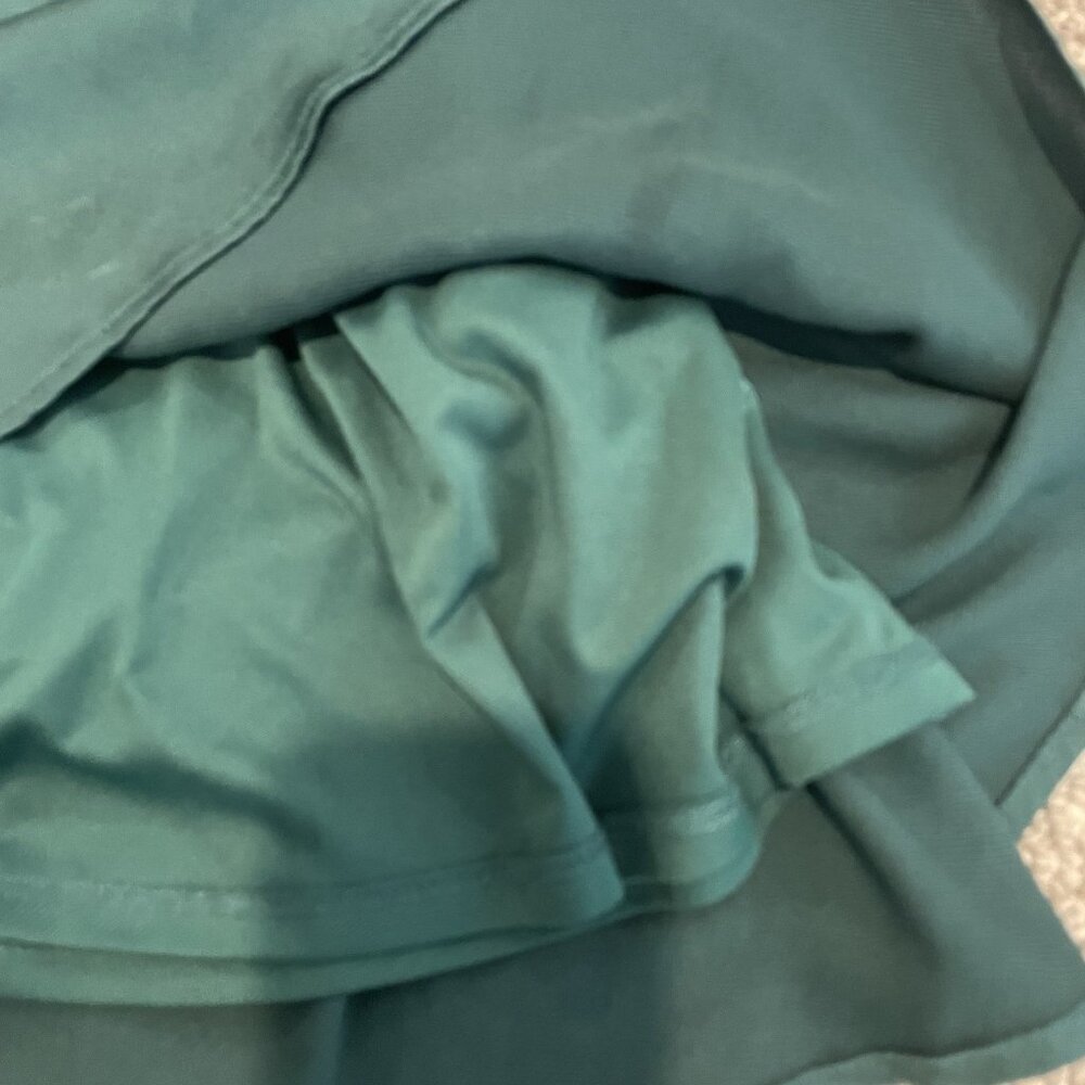 Express Dress Womens Small Emerald Green Vneck Long Sleeve Knee Holiday Casual - Picture 5 of 8